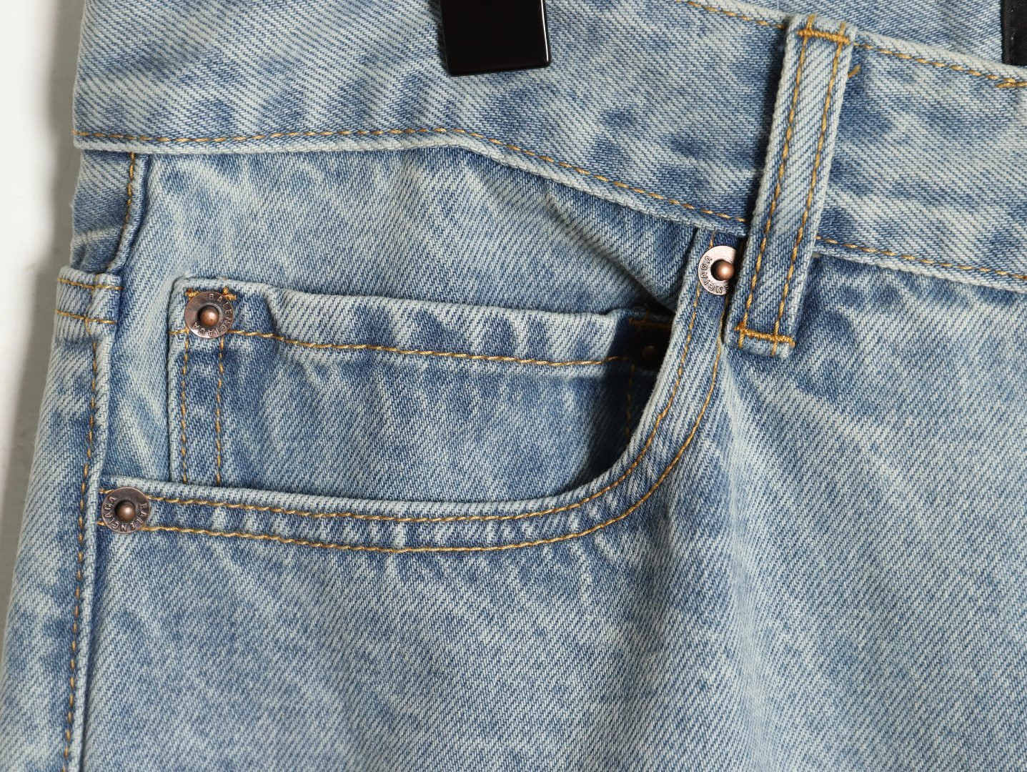 Ba*len*cia*ga 24fw jeans