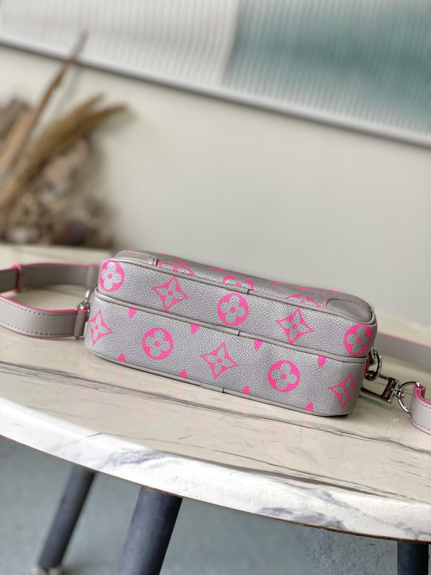 LV Nil M15024 25x17.5x11cm