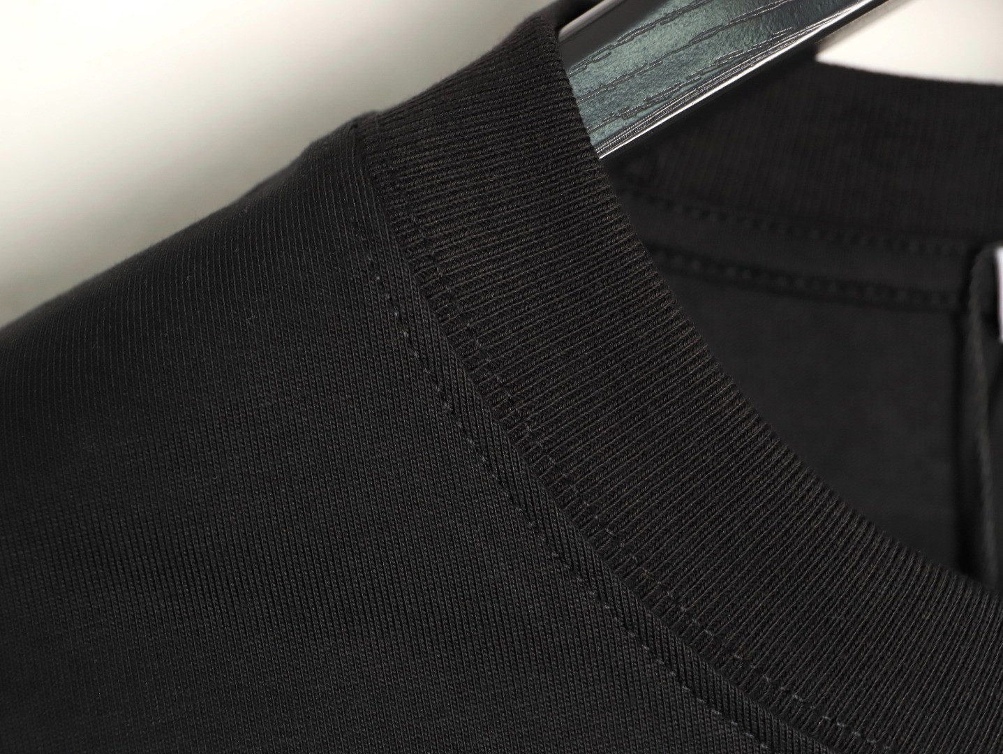 L0ew* long-sleeved t-shirt