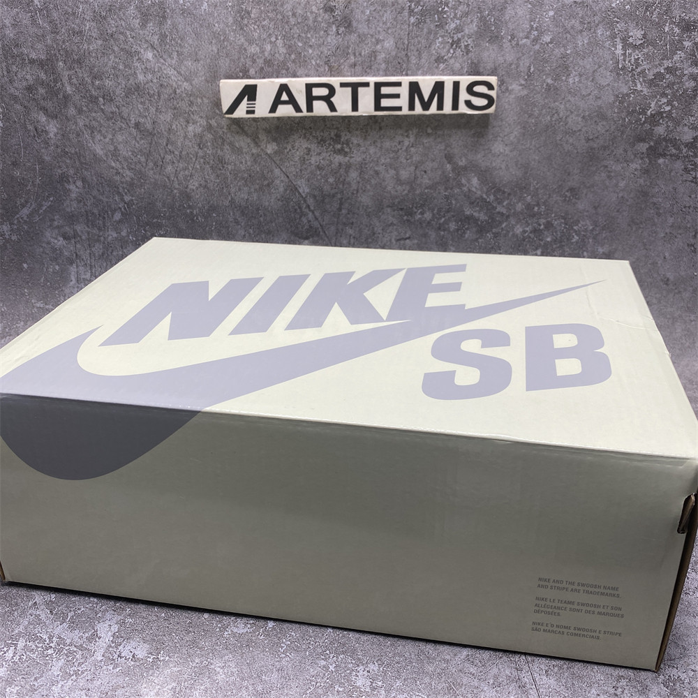 NIKE DUNK LOW PREMIUM SB 