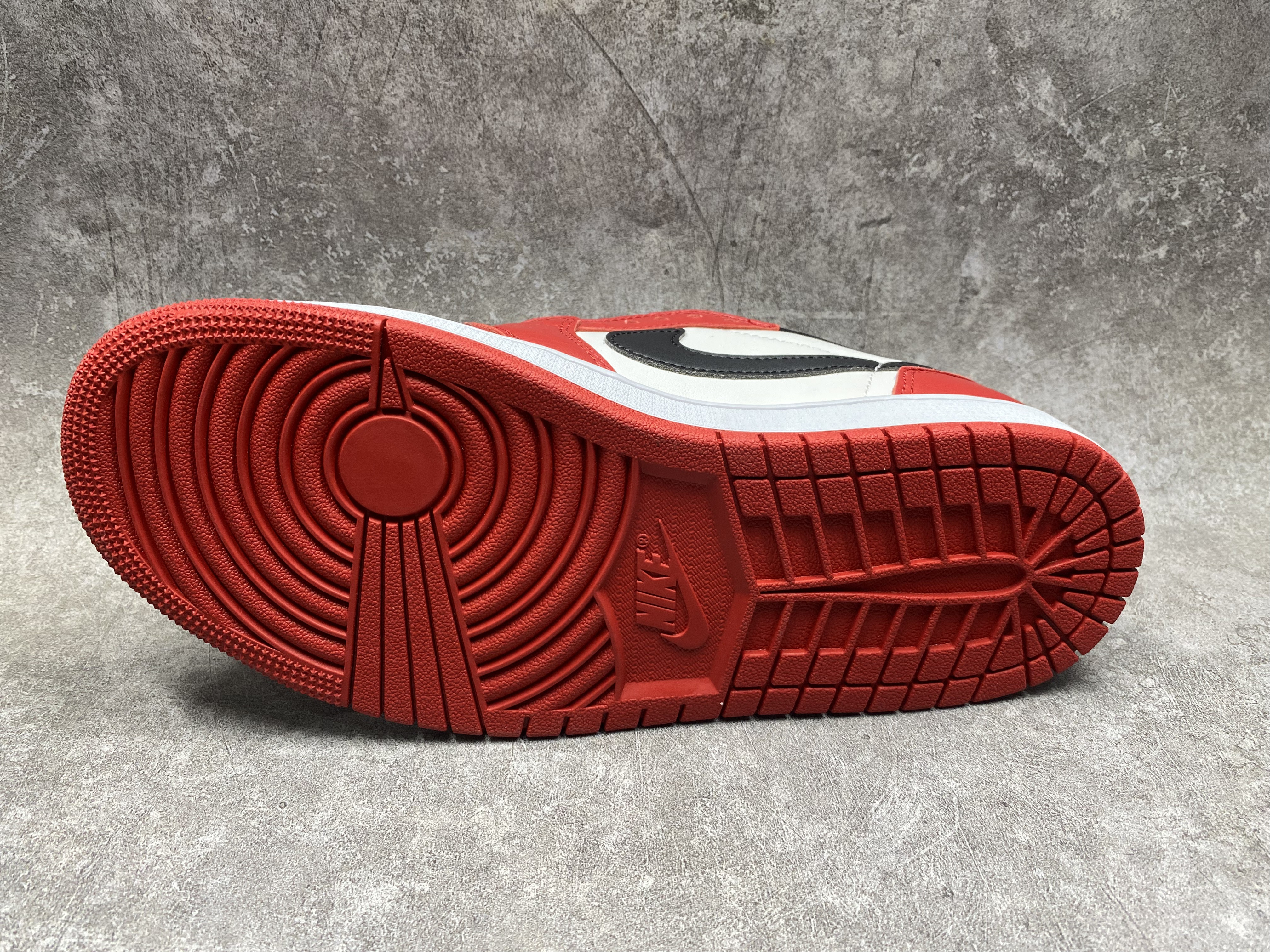 UA Air Jordan 1 Retro Low OG Chicago (2025)