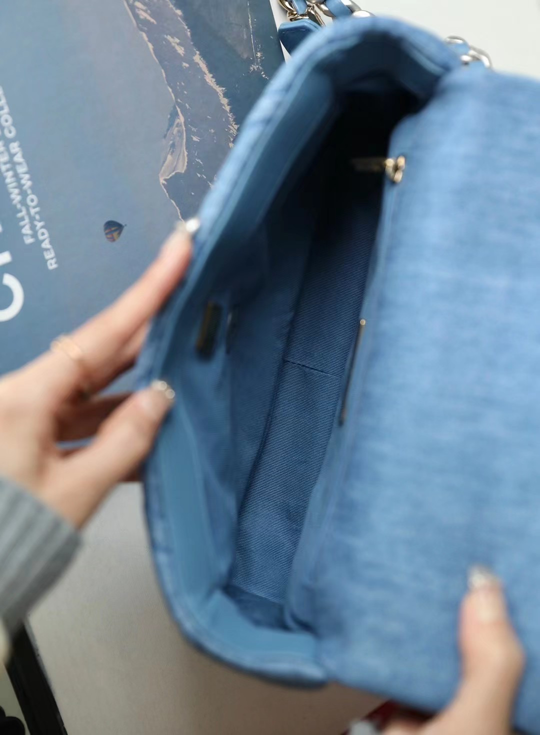 Ch*el denim quilted medium 19 bag 30cm