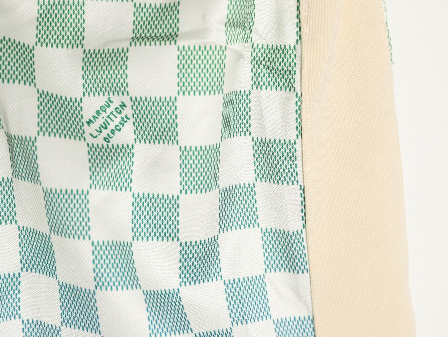 l0*is V*t0n lv shorts