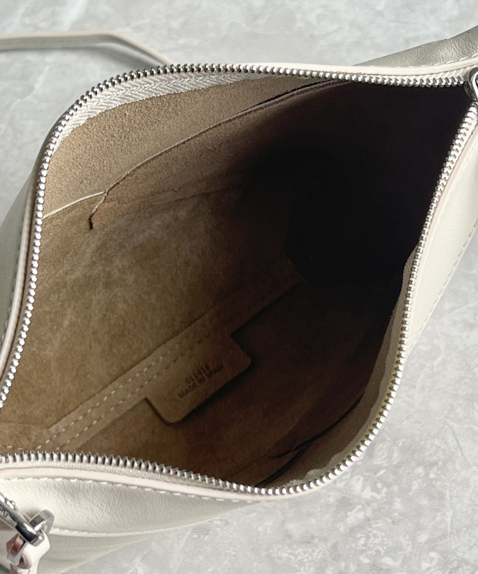 L0ew* puzzle fold pouch in shiny nappa calfskin 15.5x23x6.5cm