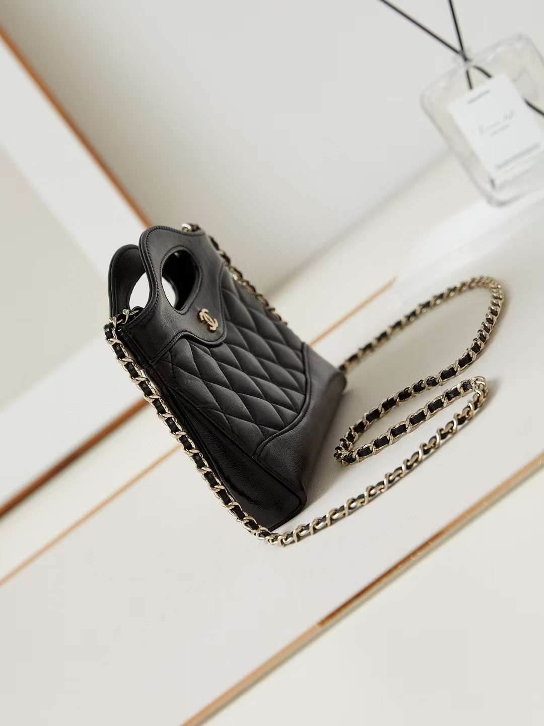 Ch*el 31 nano chain bag lambskin gold tone metal black as3656 17.5x20.5x4cm