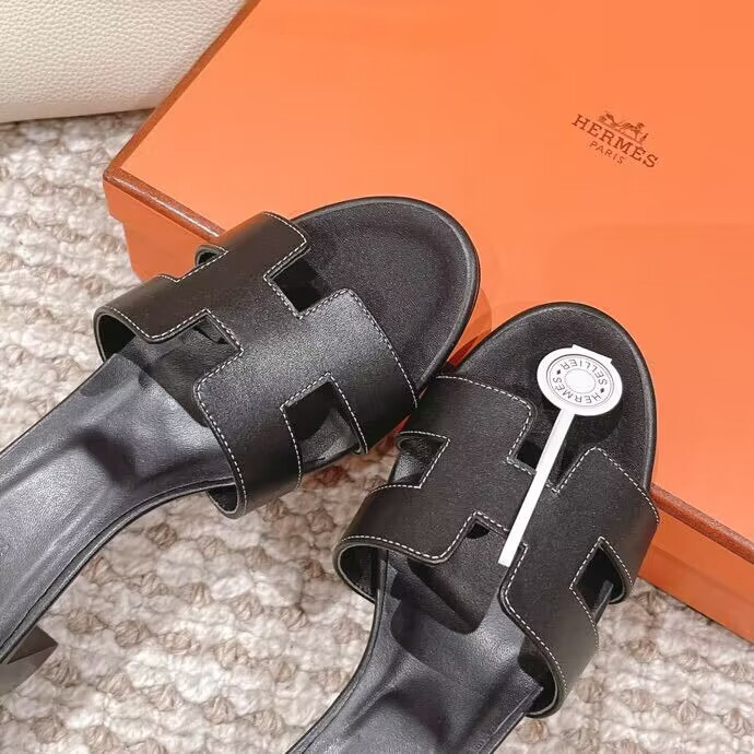 UA Hermès Oasis Sandal