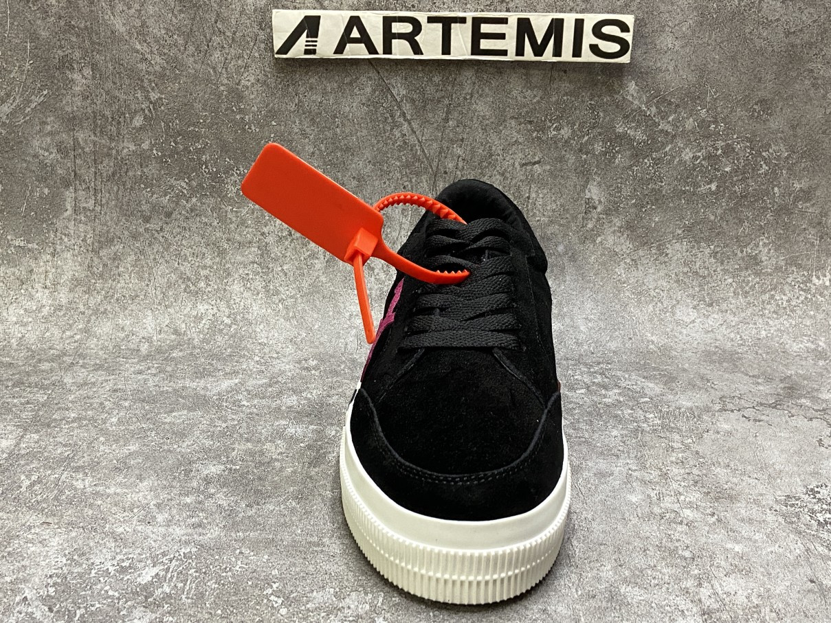 OFF-WHITE Vulc Low Black Fuchsia