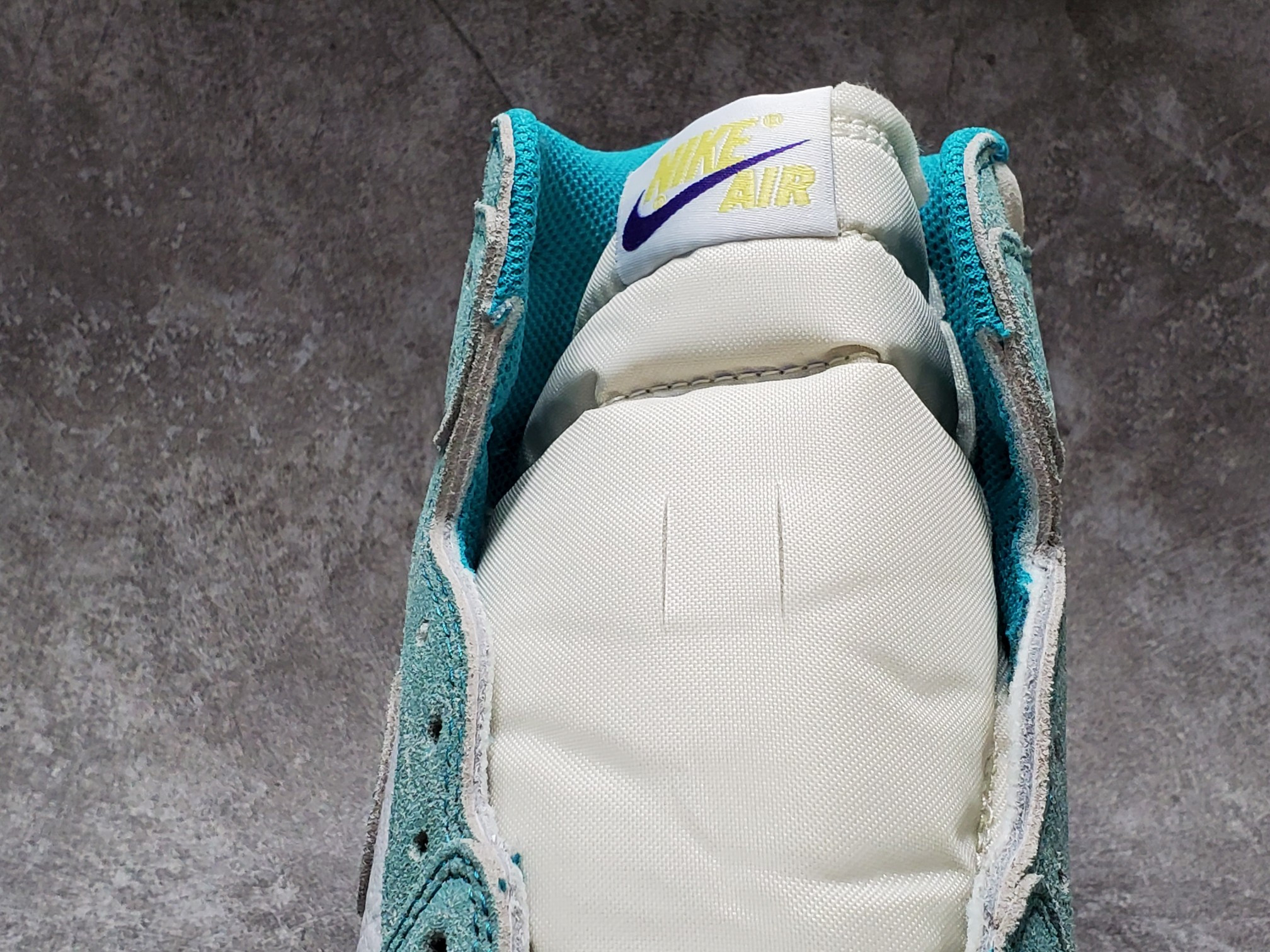 Air Jordan 1 Retro High  