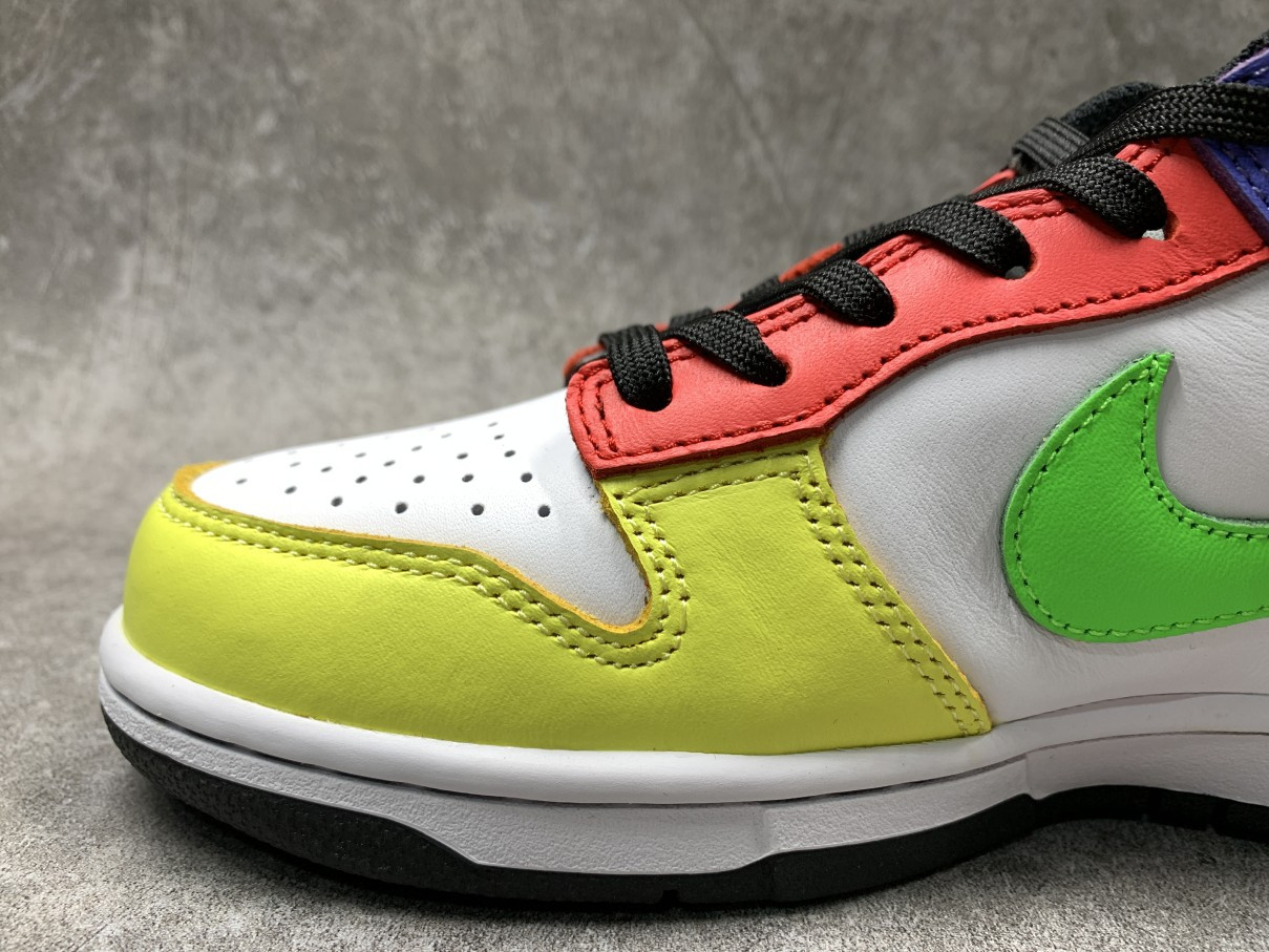 Nike Dunk Low Green Strike