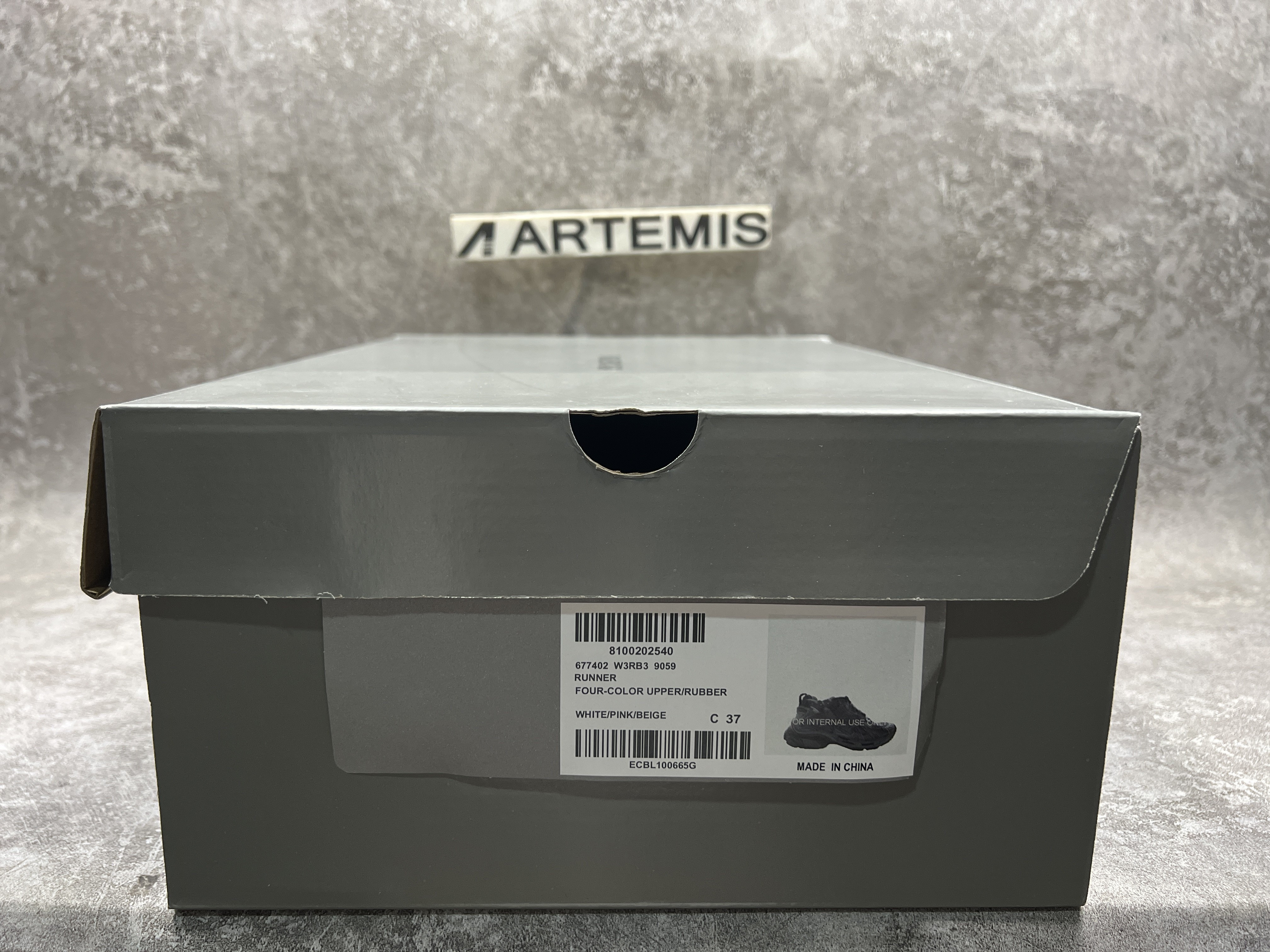 Balenciga Runner Sneaker Pink