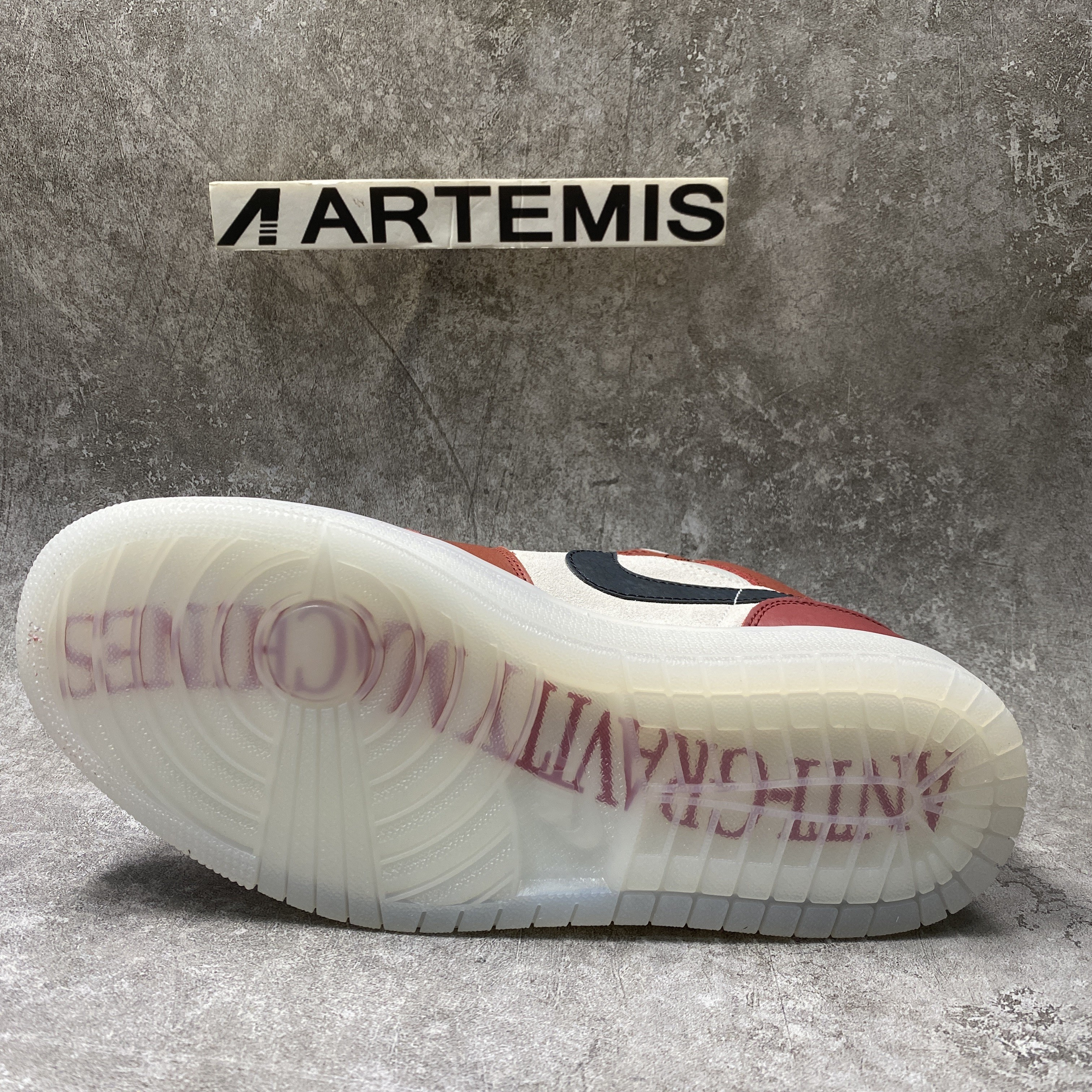 Air Jordan 1 Mid Anti-Gravity Machines