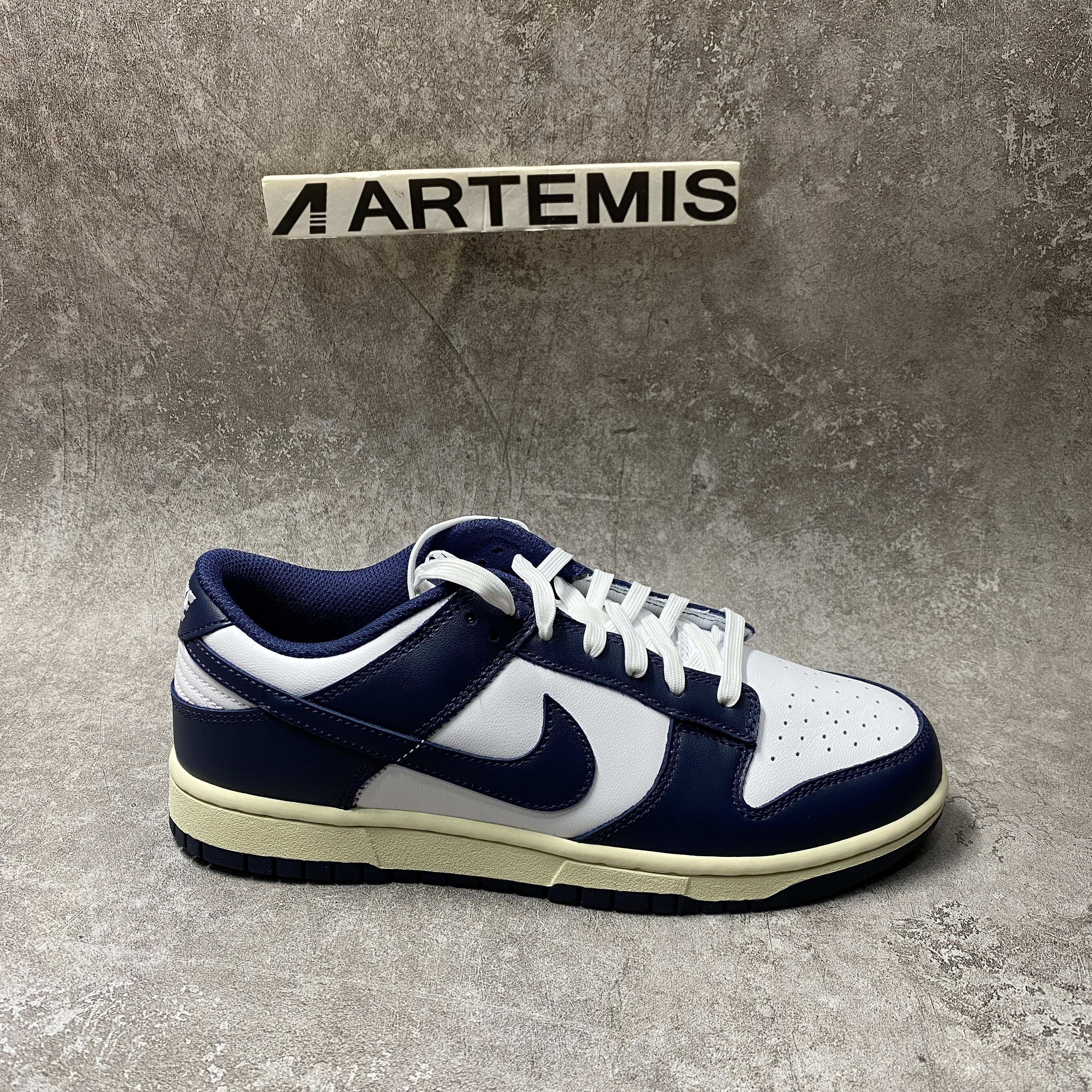 Nike Dunk Low Vintage Navy