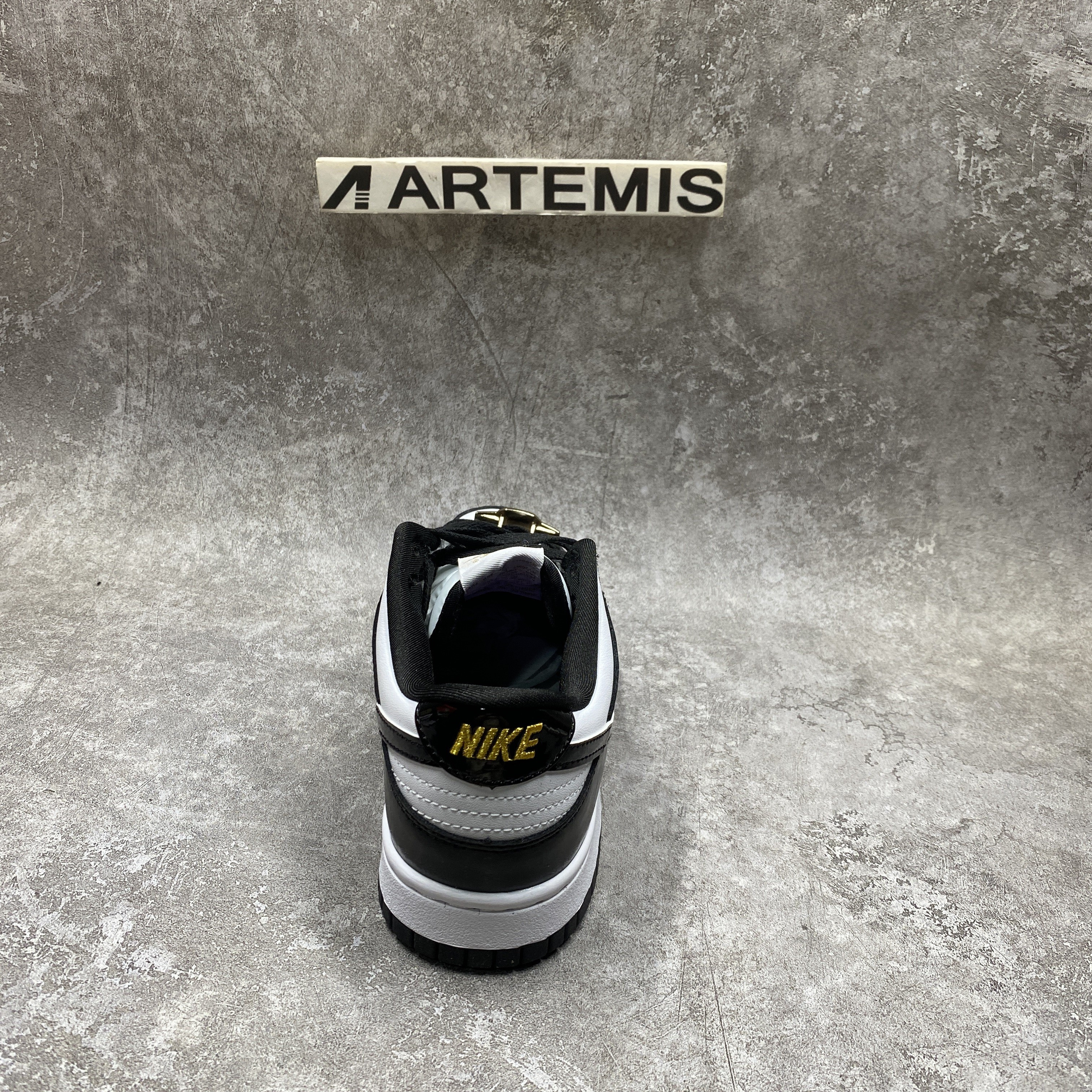 Nike Dunk Low World Champ