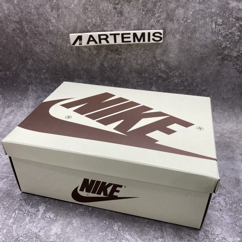 Travis Scott x Air Jordan 1 Low OG Reverse Mocha