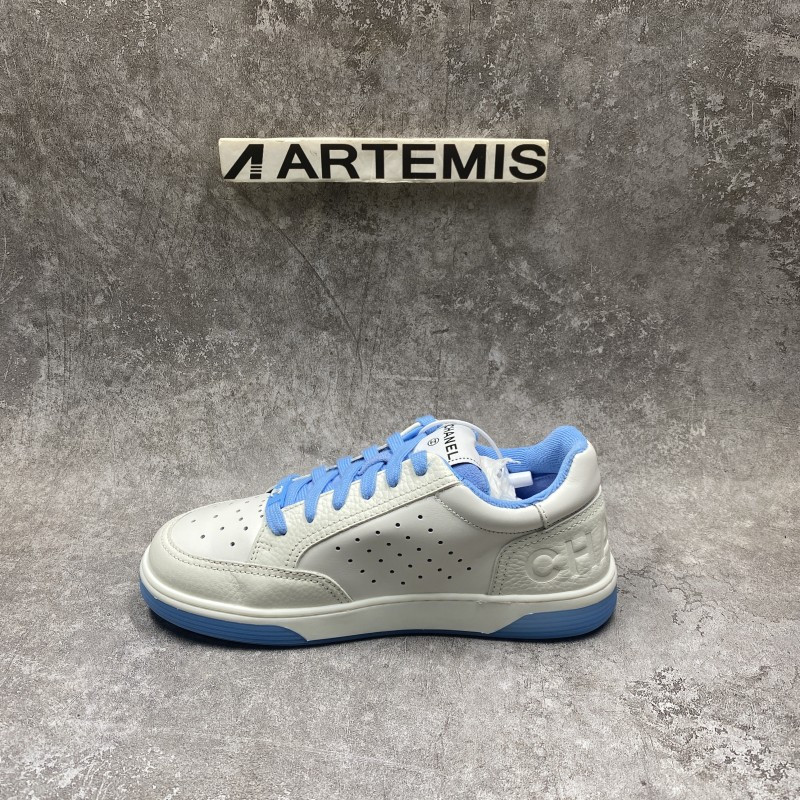 Ch*el runner tennis white light blue