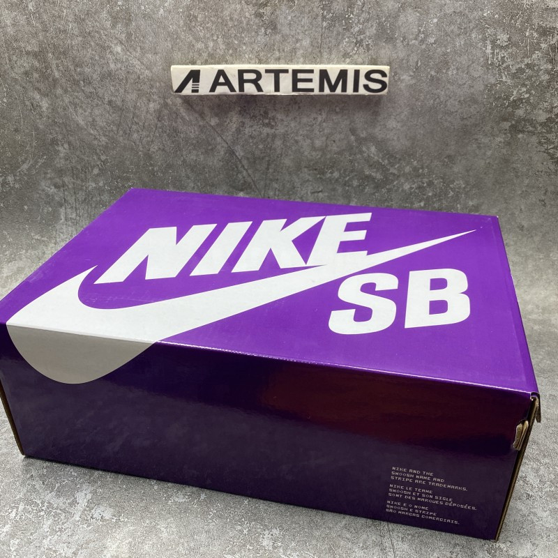 Nike SB Dunk Low BETRUE