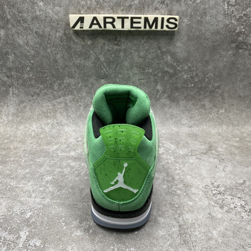 Air Jordan 4 Wahlburgers