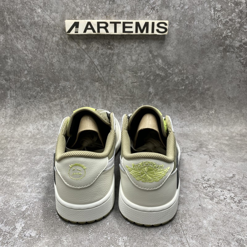 Travis Scott Air Jordan 1 Low Golf