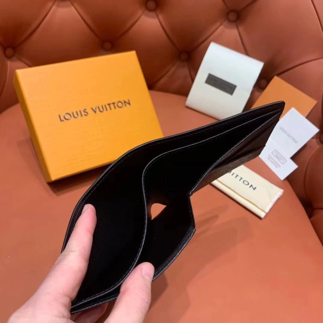 LV Christmas MULTIPLE WALLET M61695