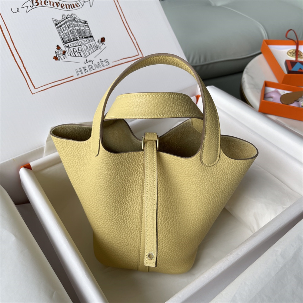 Hermès Picotin 18cm pale yellow without original box