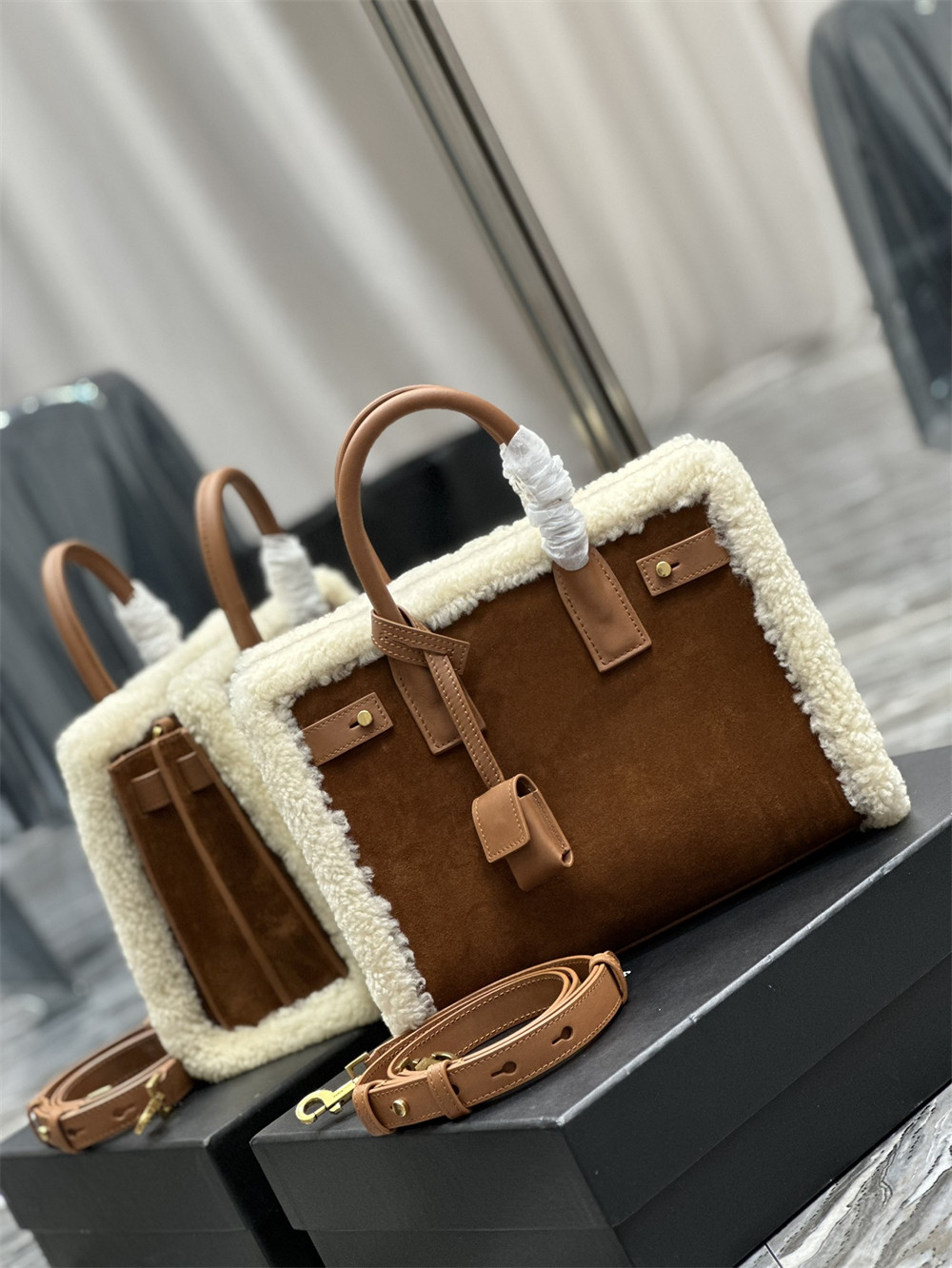 y*l sac de jour S*pple samll in suede and shearling dark cigar and natural beige