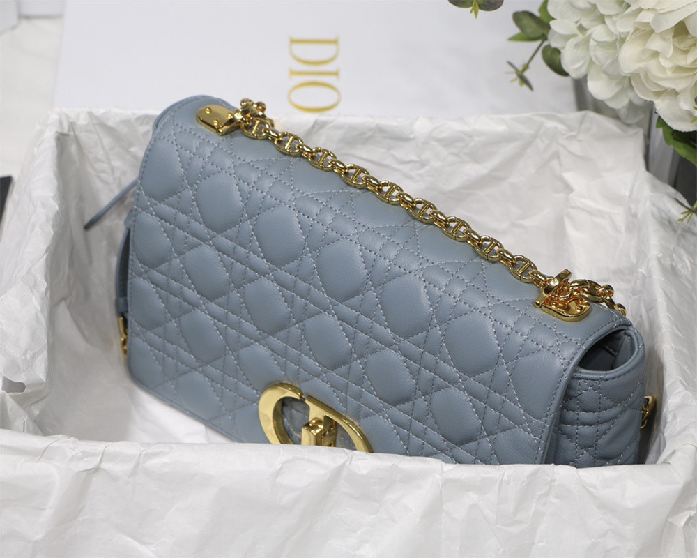 large d*or caro bag light blue S*pple cannage calfskin 29 x 18 x 10 cm