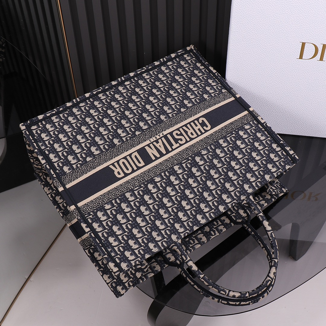 large D*or book tote ecru and blue D*or oblique embroidery 16.5 x 14 x 7.5 inches