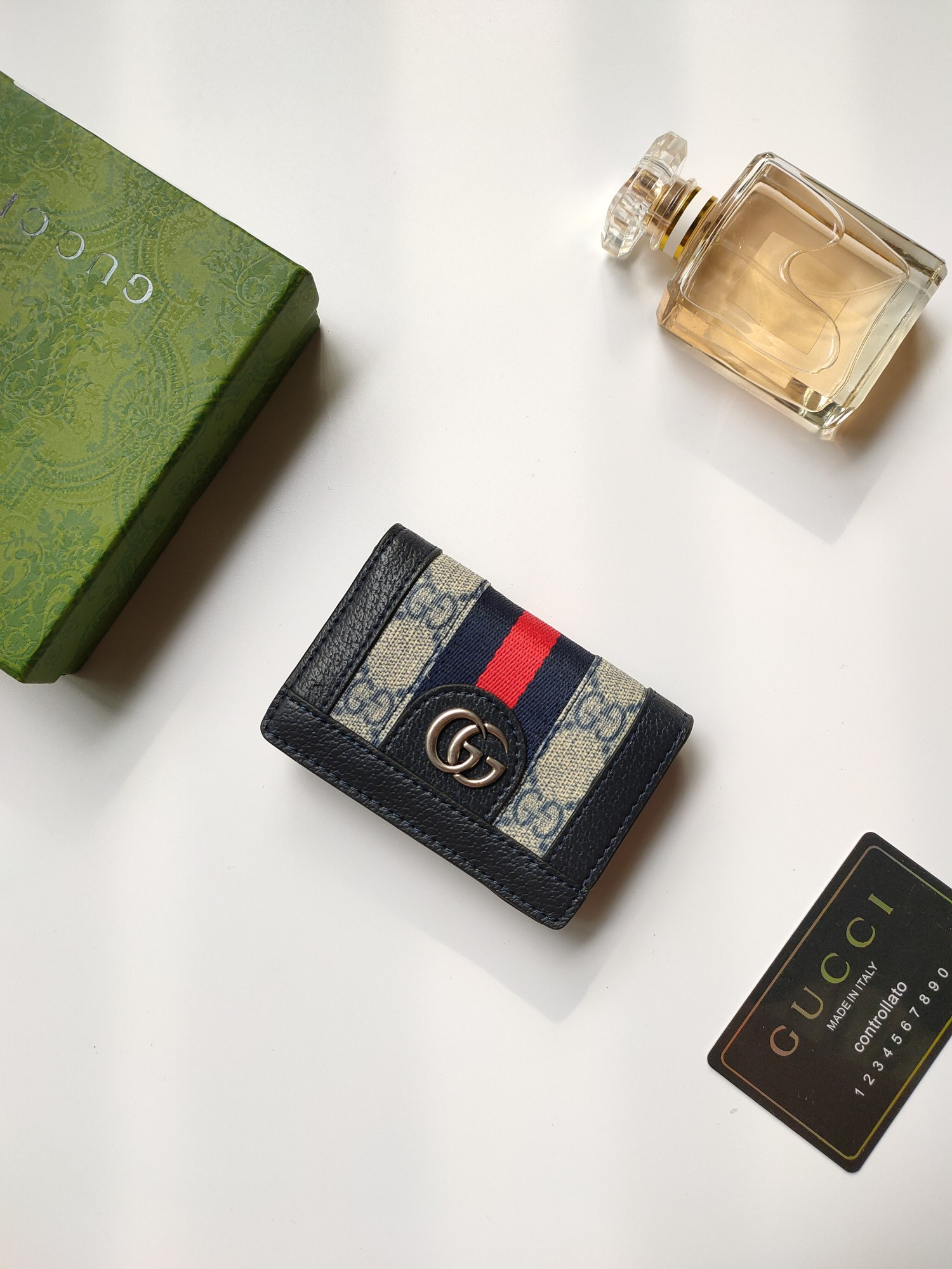 G*u*i gg card case wallet