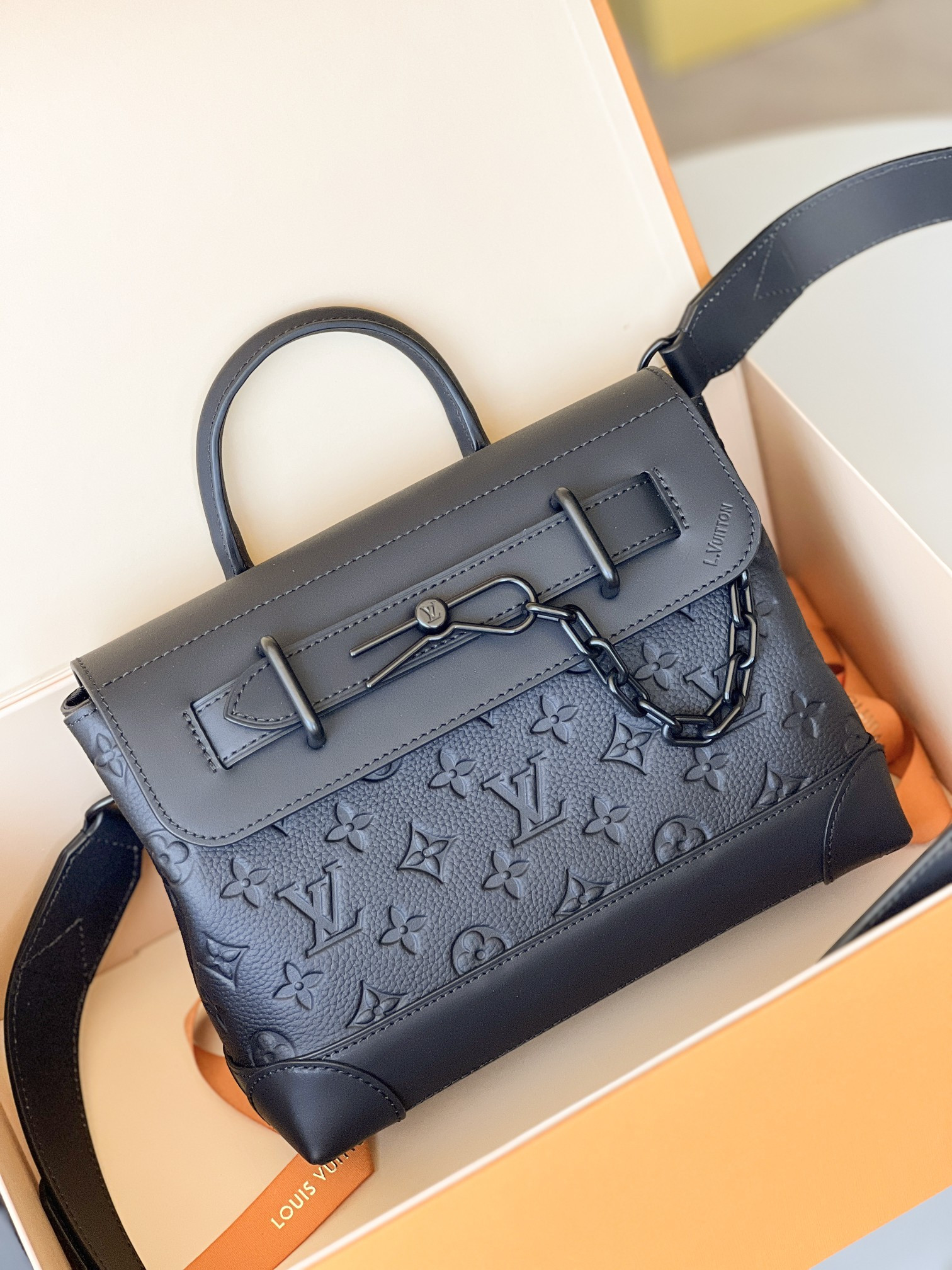 LV M24436 Steamer PM 25 x 19 x 8 CM