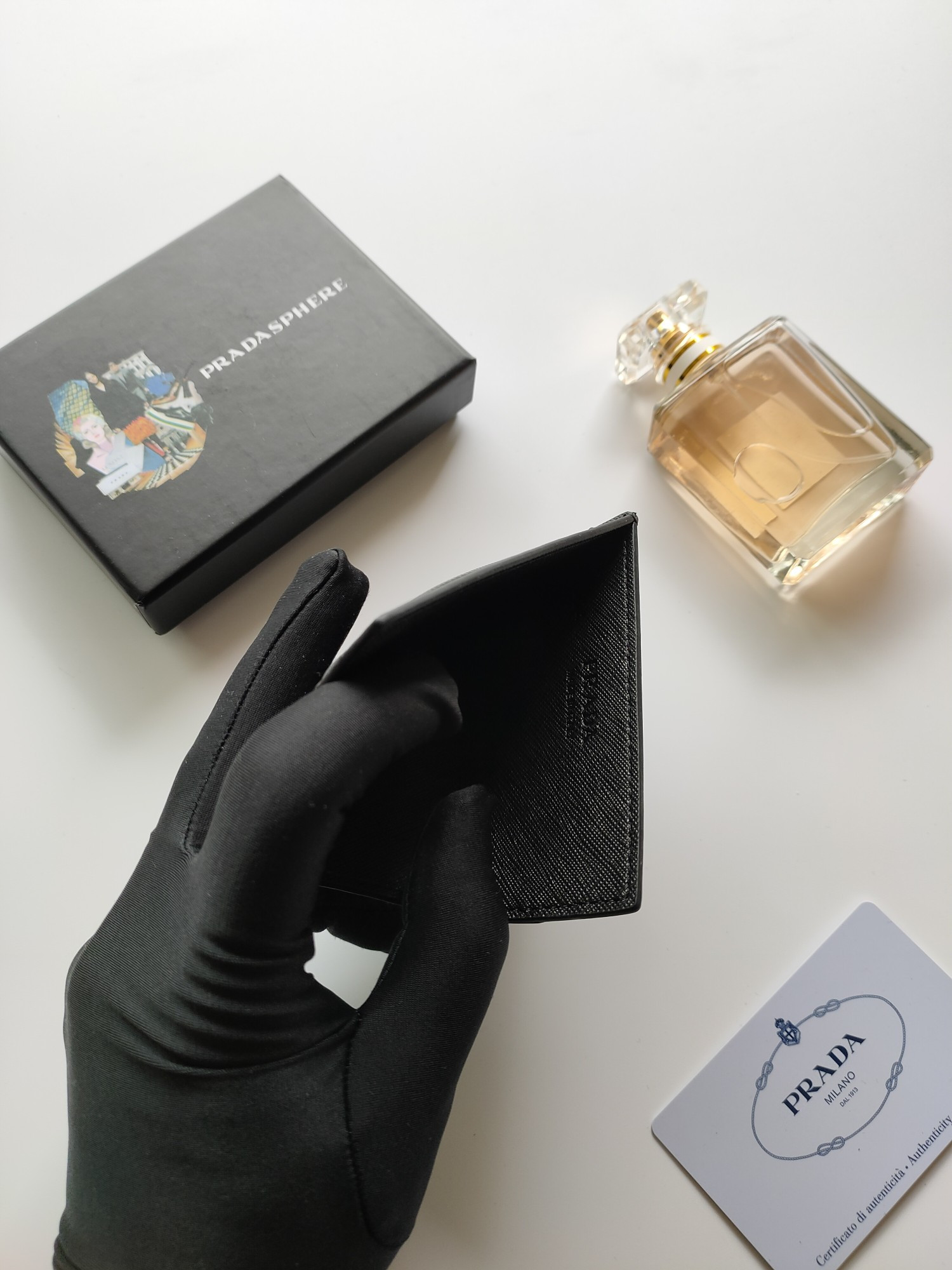 Pra*a card holder 8-10cm