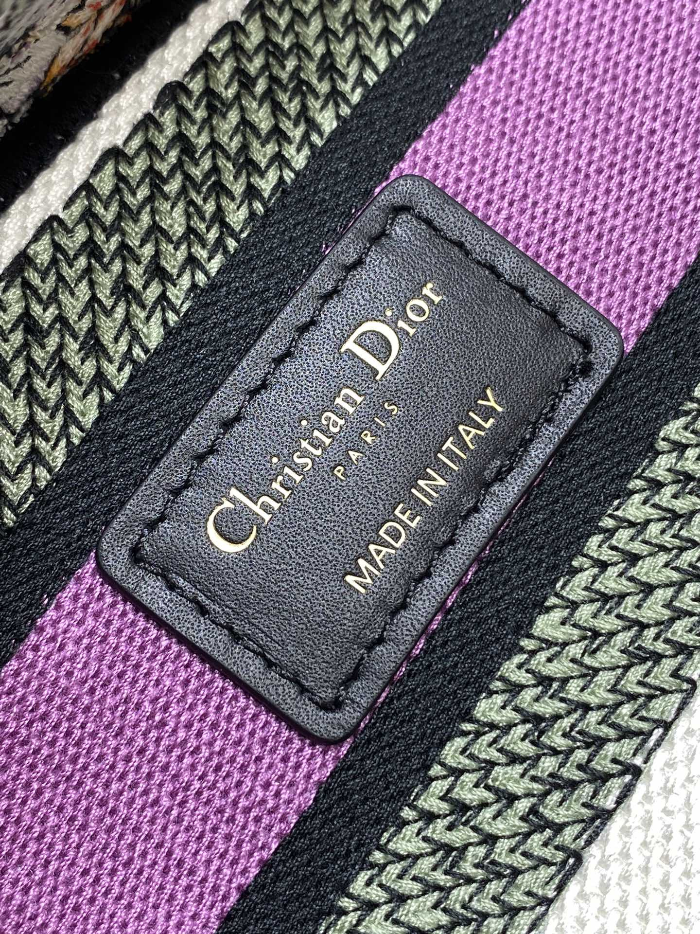 medium lady D*or bag white multicolor D*or 4 saisons Été embroidery 24 x 20 x 12 cm