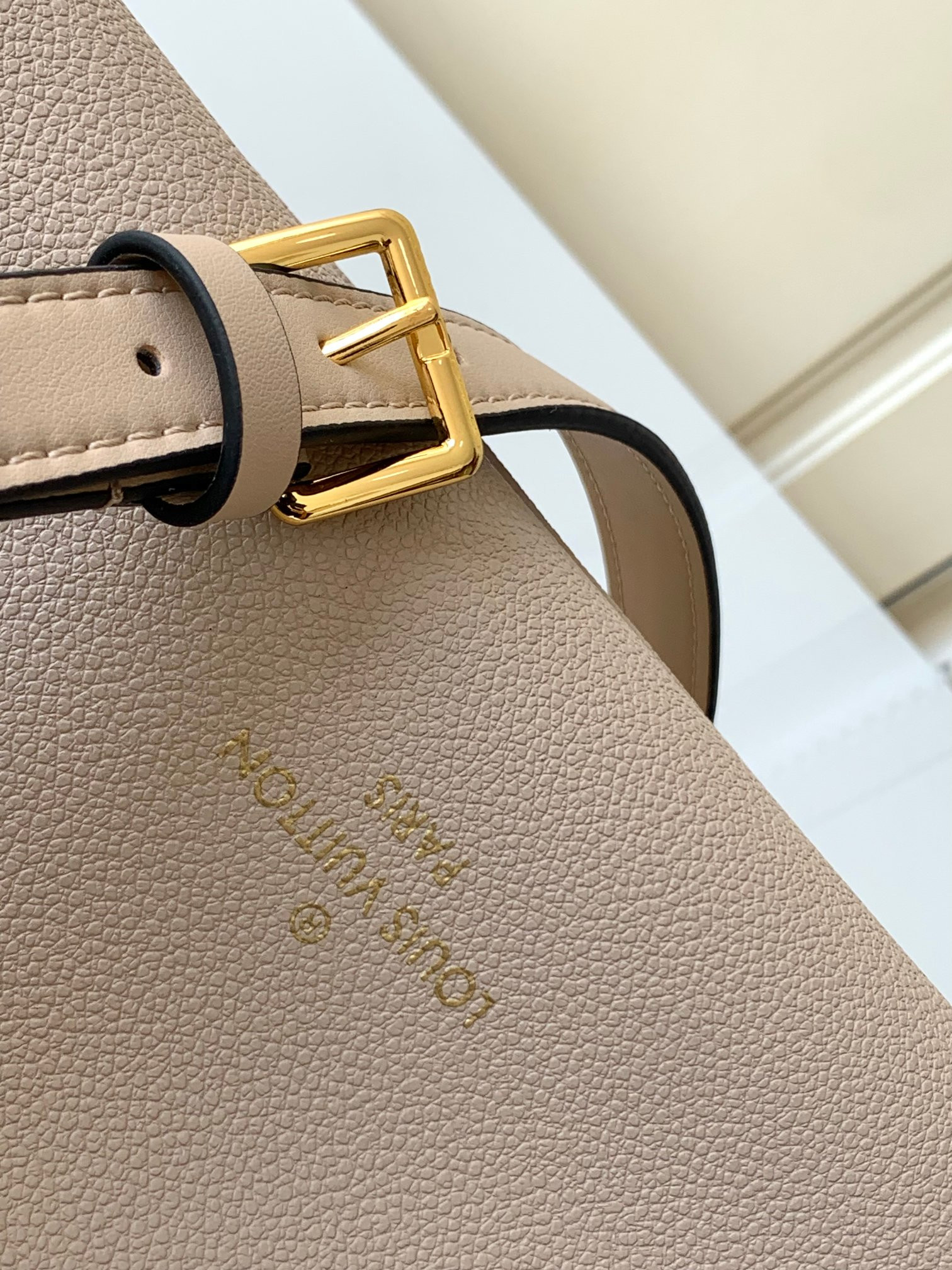 LV ON MY SIDE MM M58485 12 x 9.6 x 5.5 inches