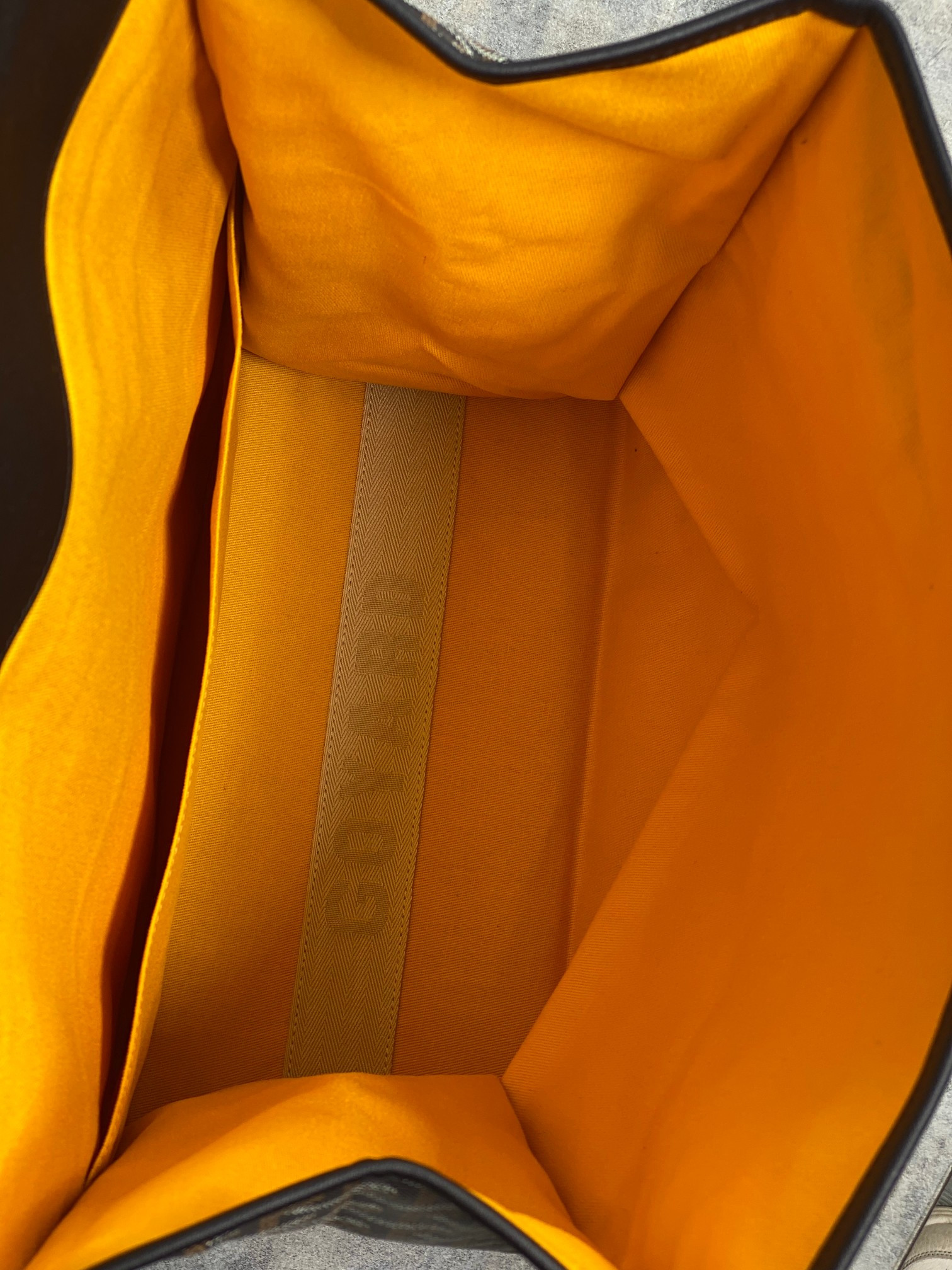 Go*ard saint léger 37 cm x 15 cm x 34 cm