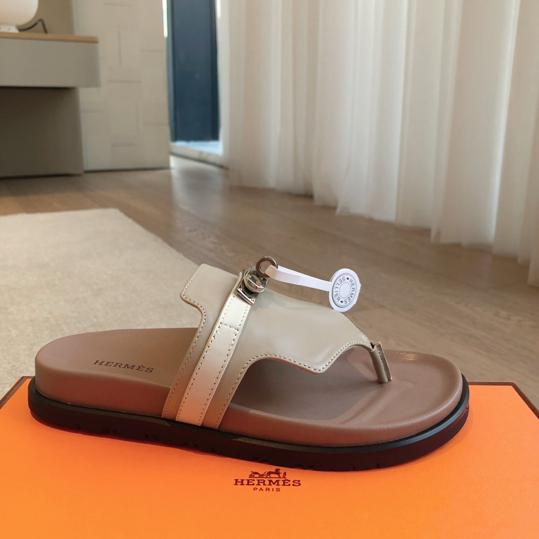 UA Hermès Empire Sandal