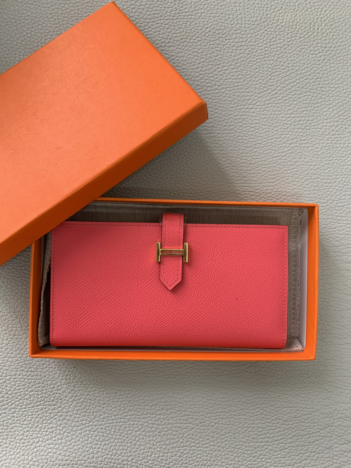 Hermès Long Wallet 17.5x9.5CM