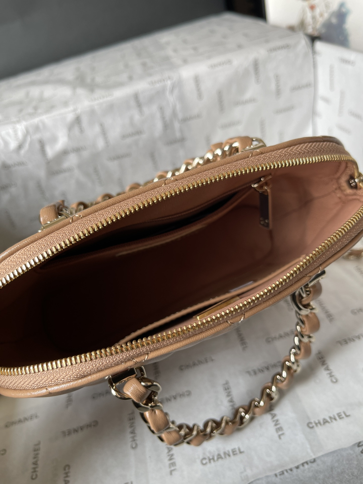 Ch*el small shopping bag 15x20x6cm