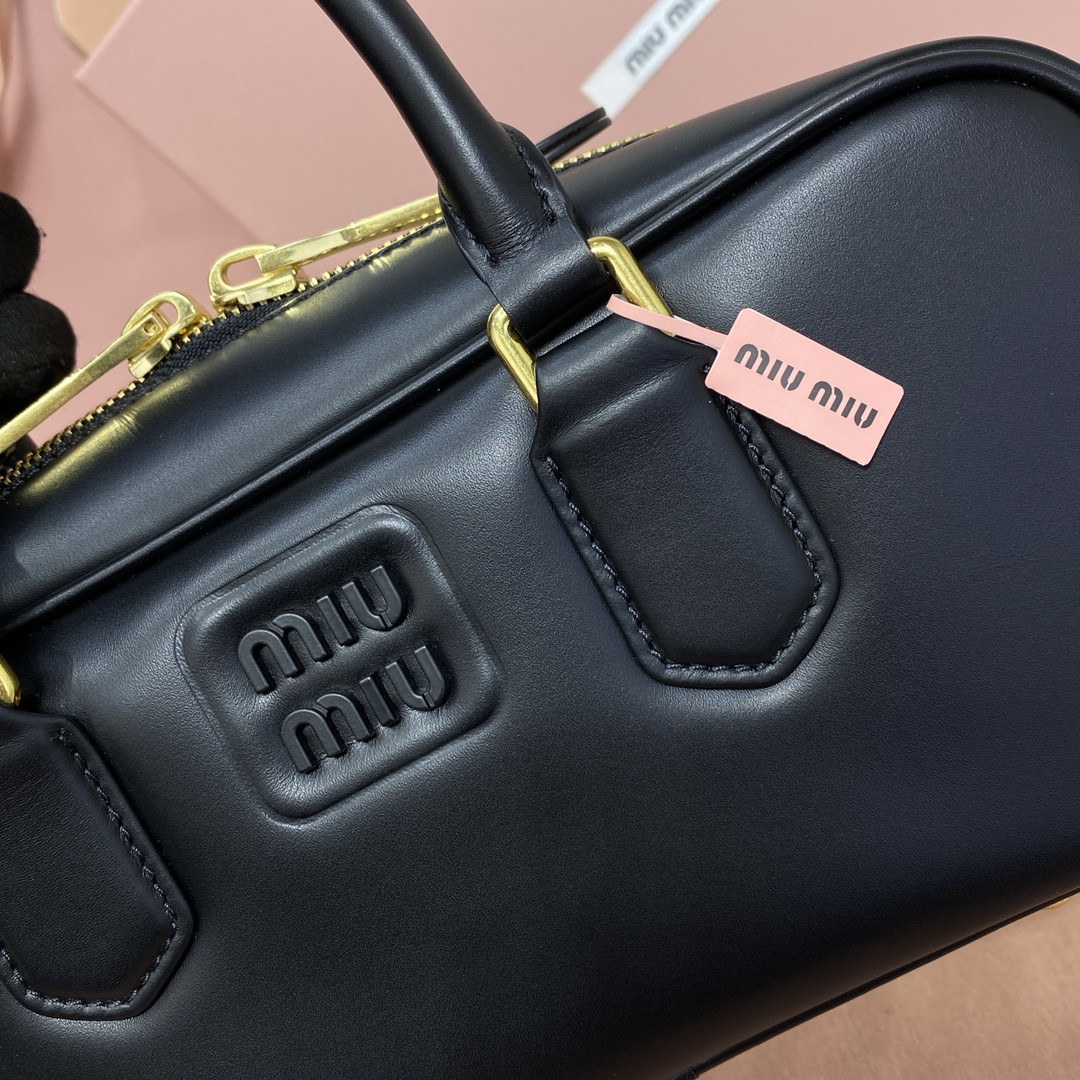 Miu Miu Arcadie leather bag 12x27x9cm