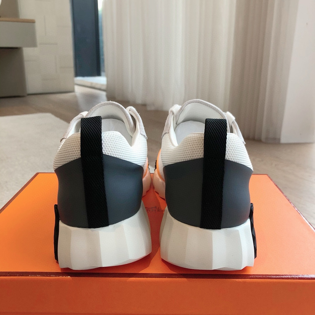 UA Hermès Bouncing Sneaker